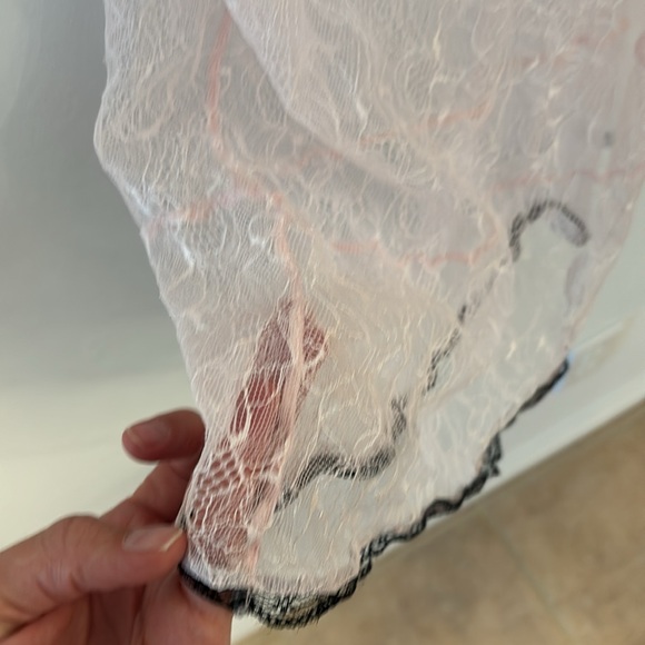 Blush lace pink lingerie - Picture 5 of 10